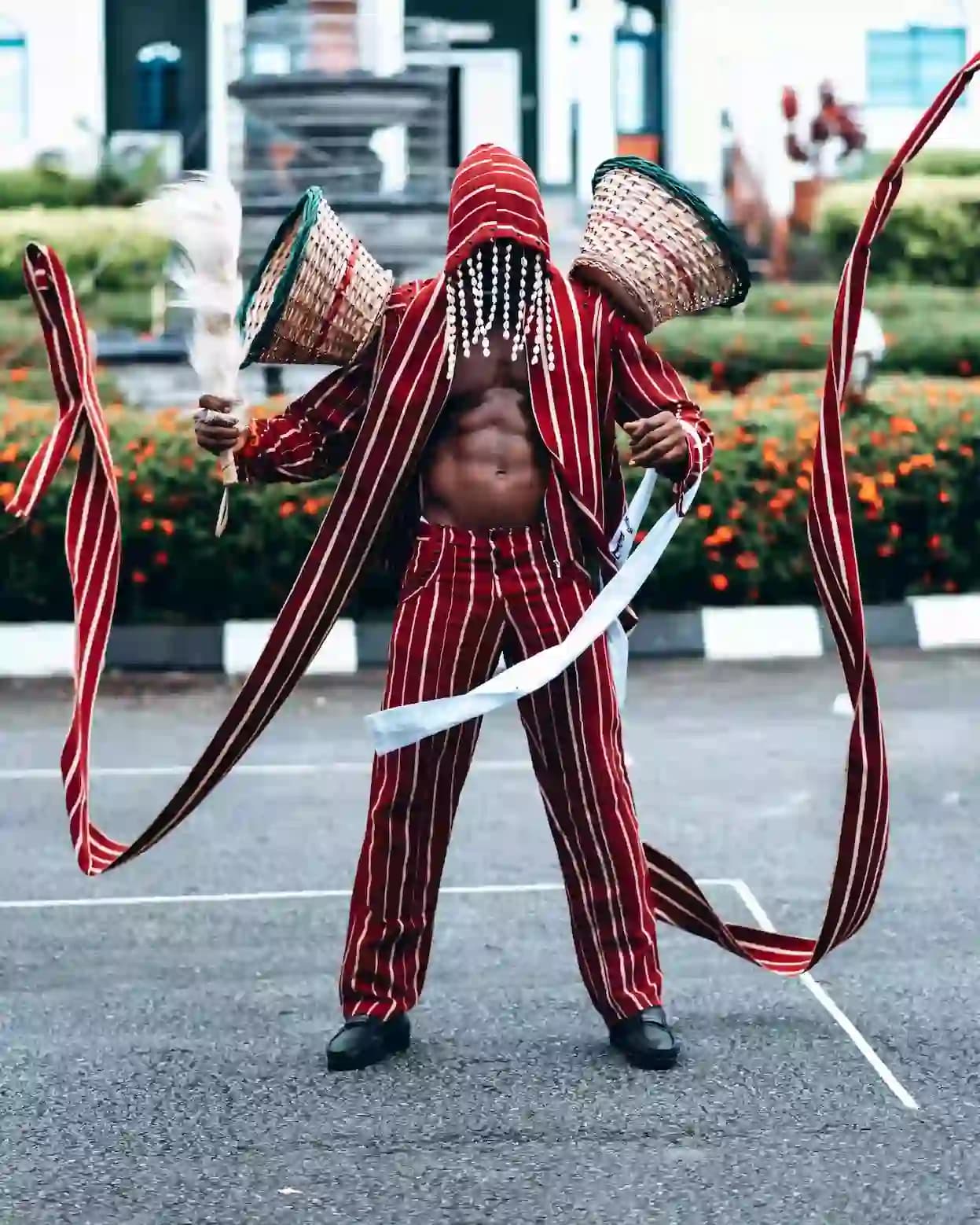 Costume